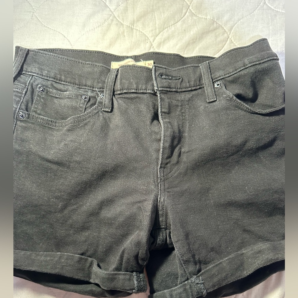 Levi’s mid length shorts